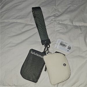 Lululemon Dual Pouch Wristlet Nwts GRSG/LTIV